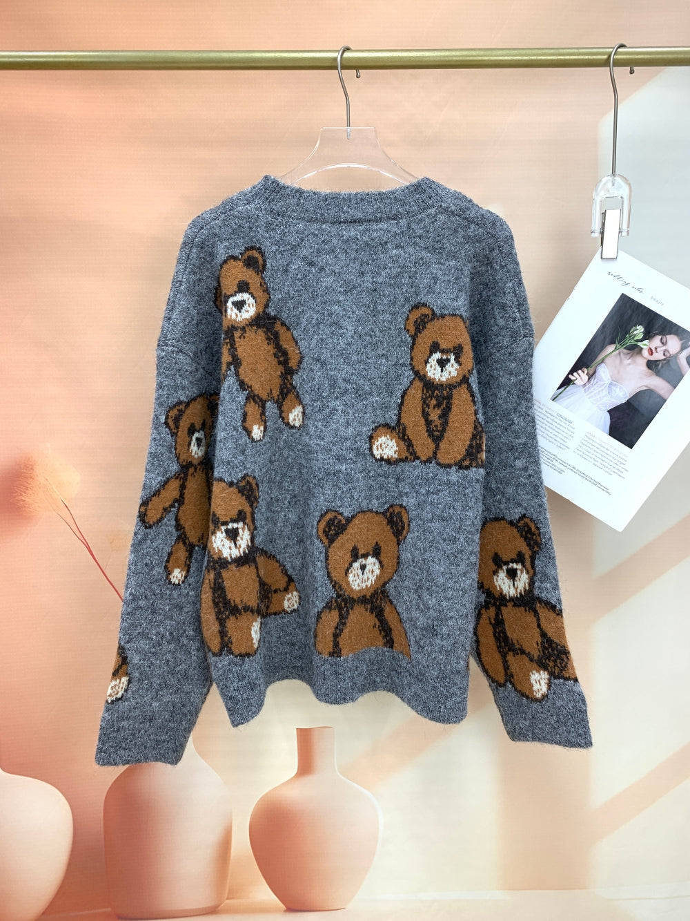 25279_GREY