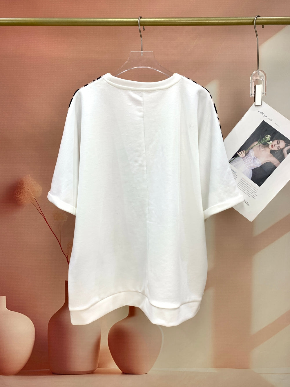 24647_WHITE