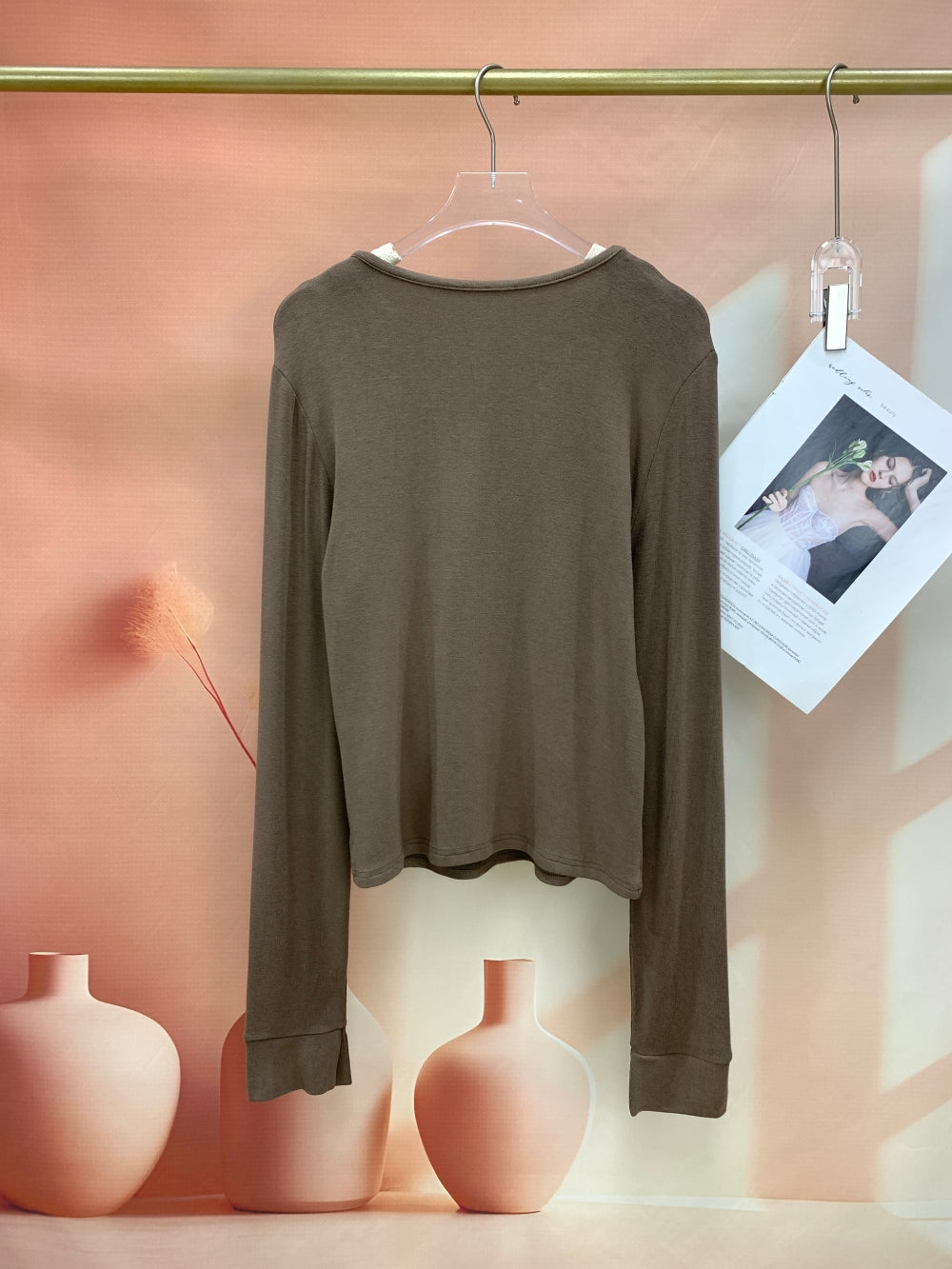 24919_BROWN