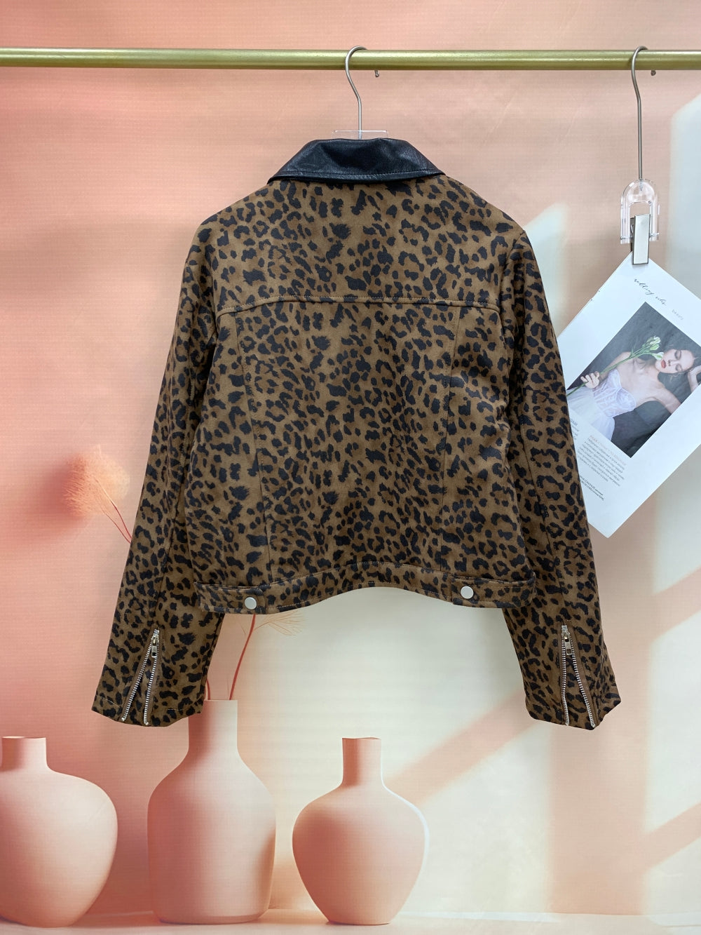 25009_BROWN