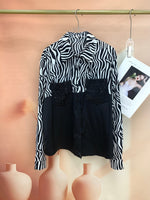 25208_BLACK