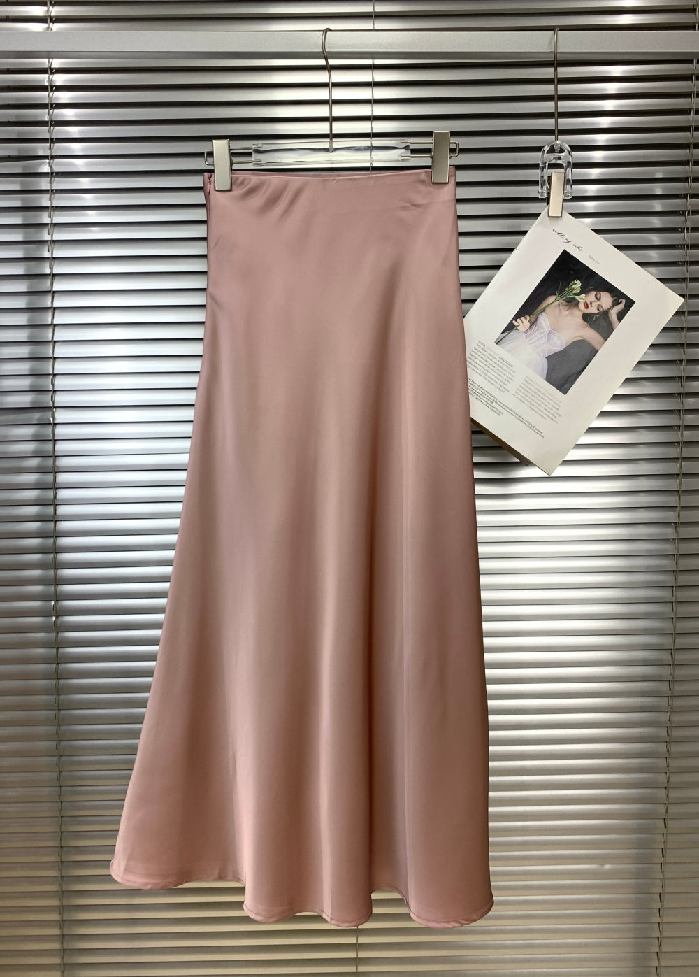 23704_PINK