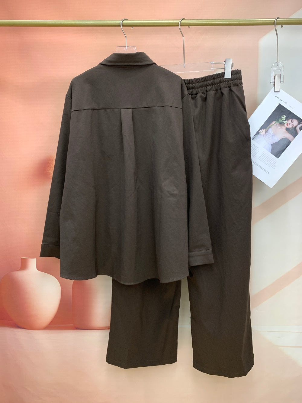 24855_BROWN