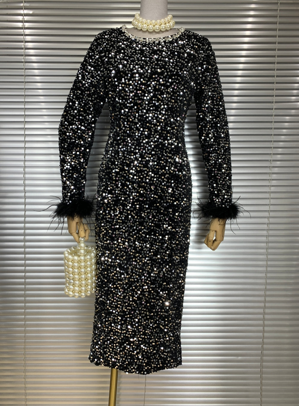 22662_BLACK