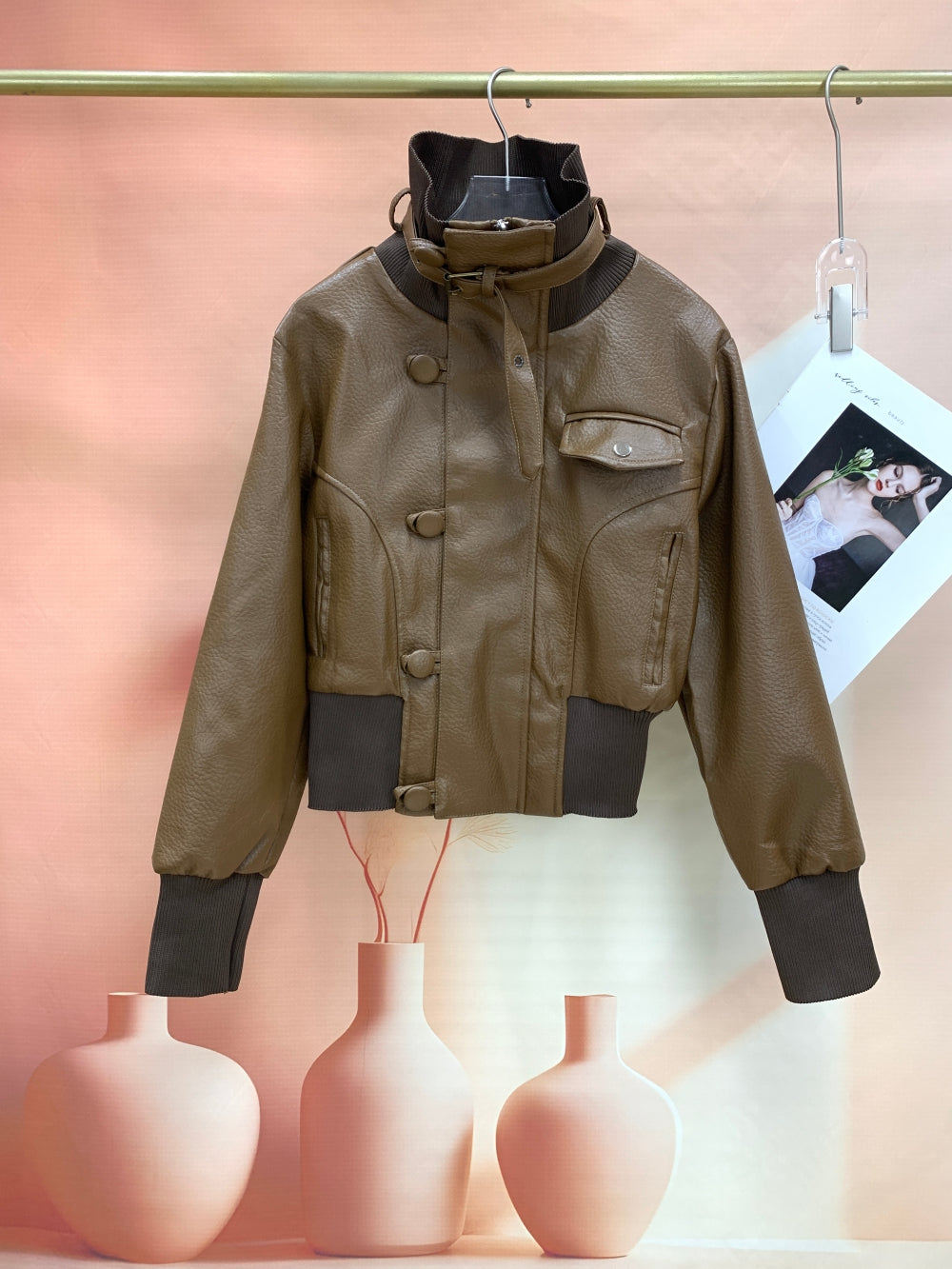 25136_BROWN