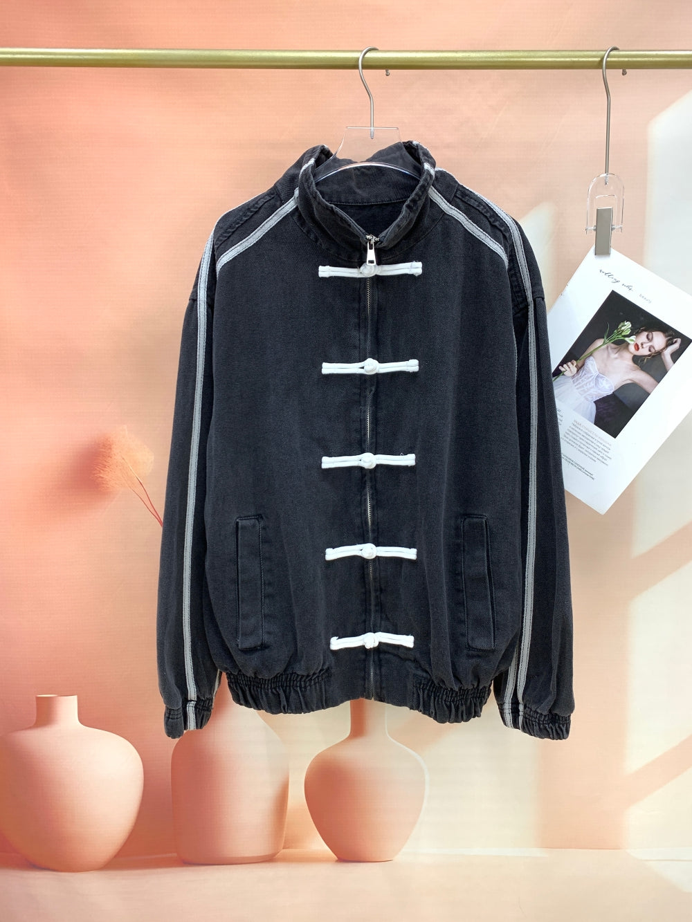 25028_BLACK