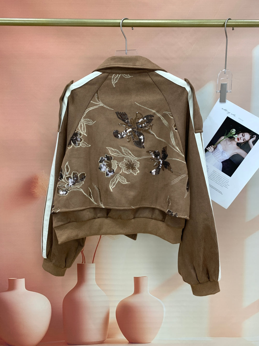 25072_BROWN
