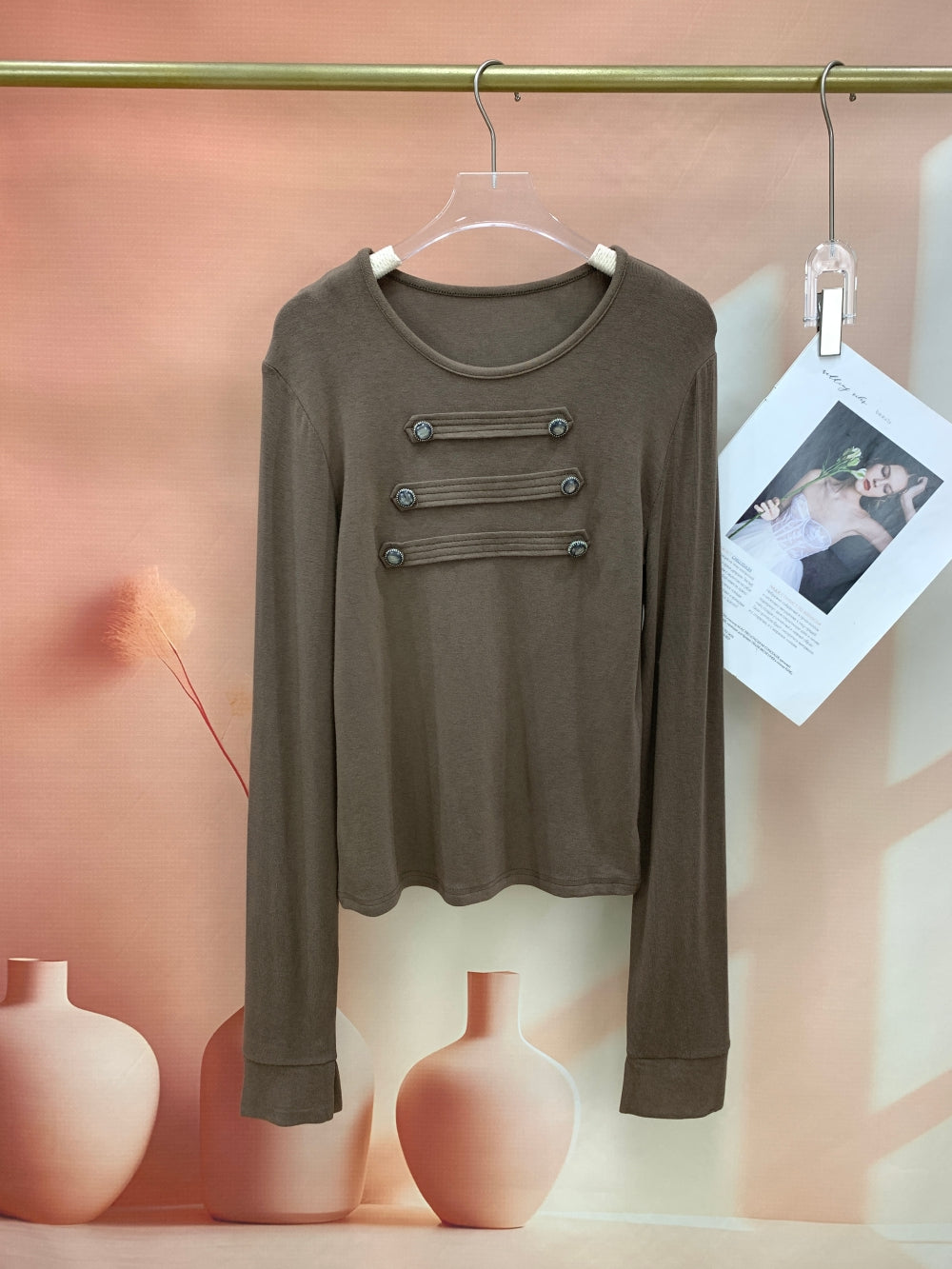 24919_BROWN