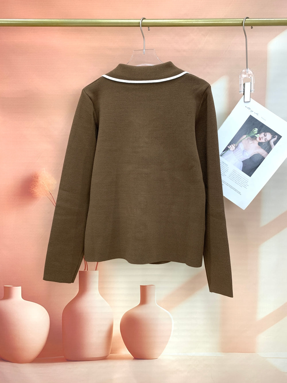 24888_BROWN