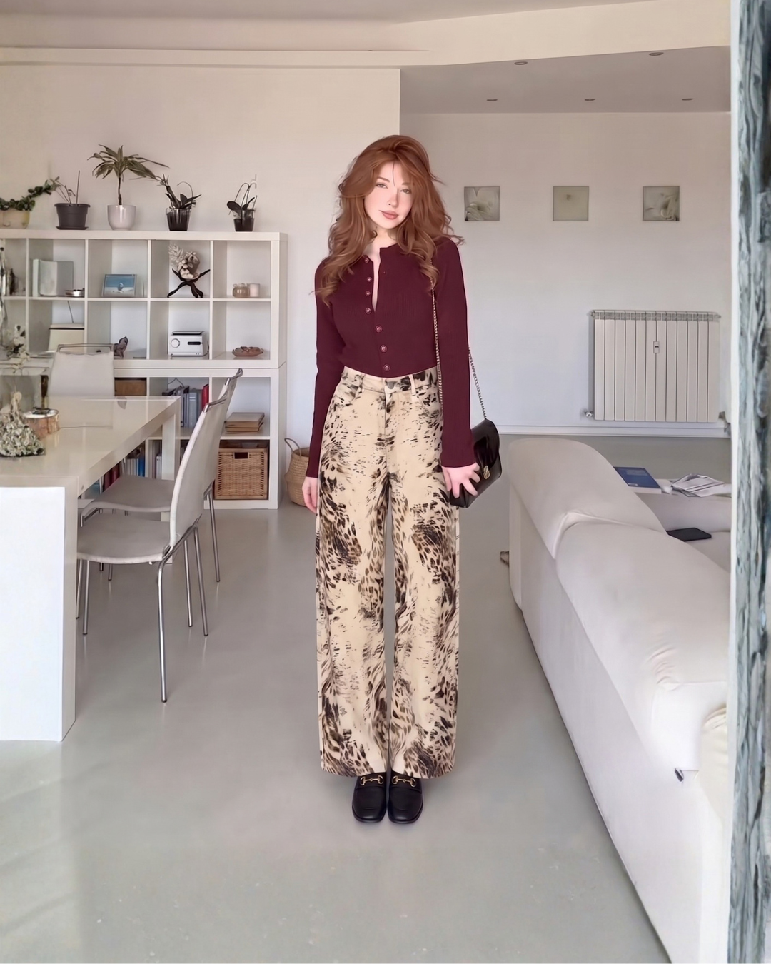 25043 Abstract Animal Print Wide-Leg Jeans