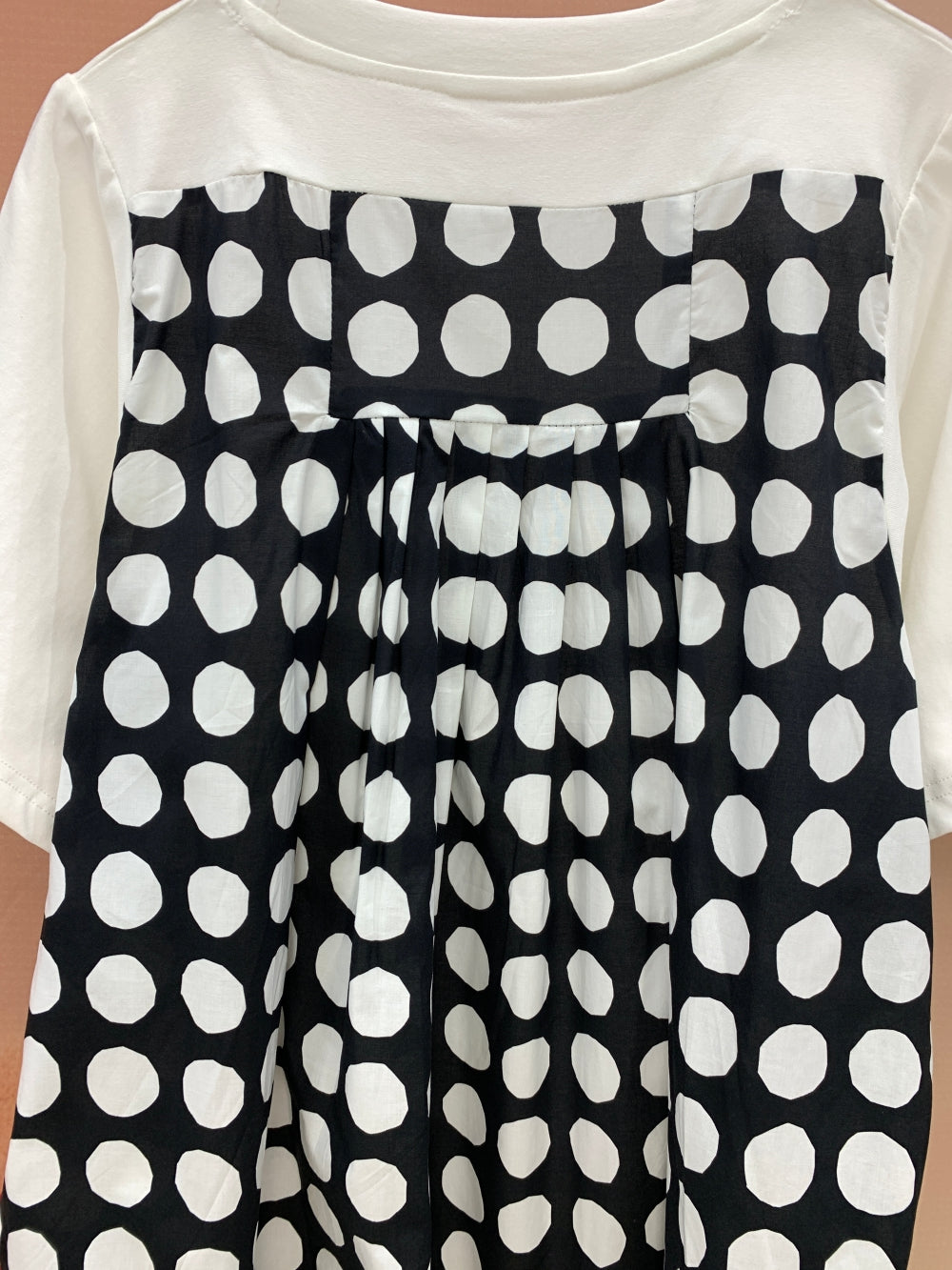 24496_WHITE