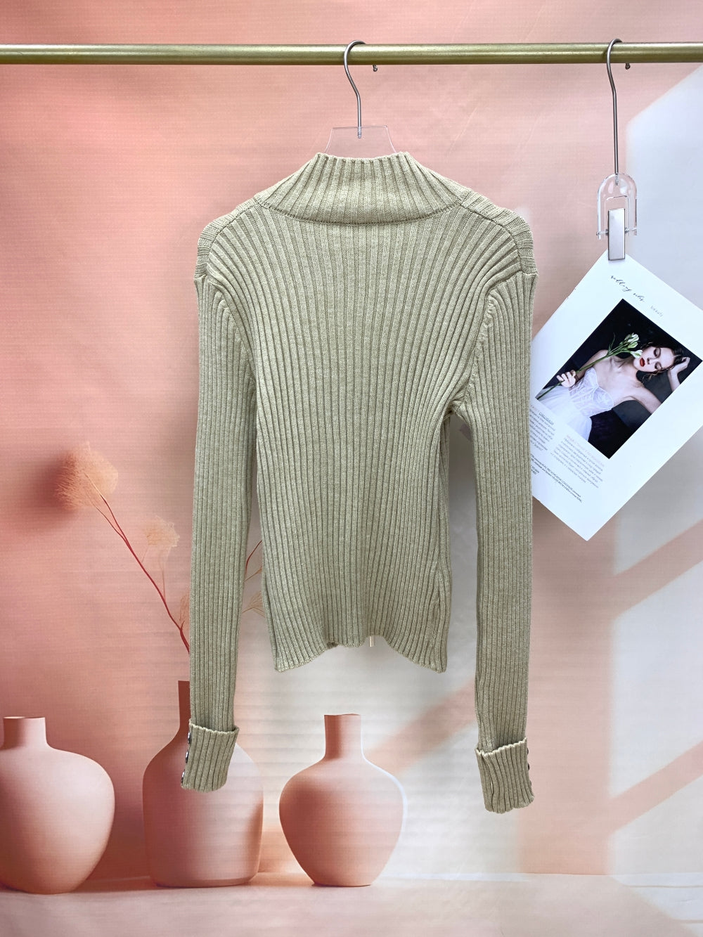 24995_BEIGE