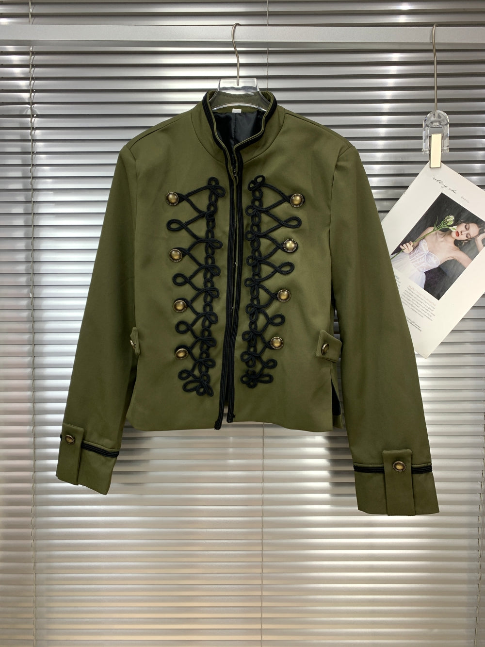 23856_GREEN