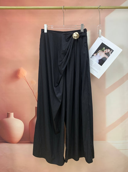 24347_BLACK