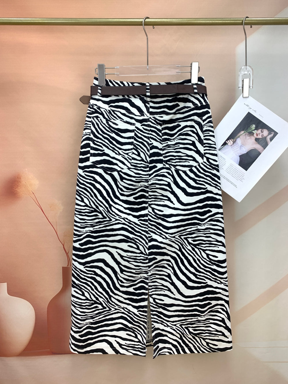 25298_WHITE