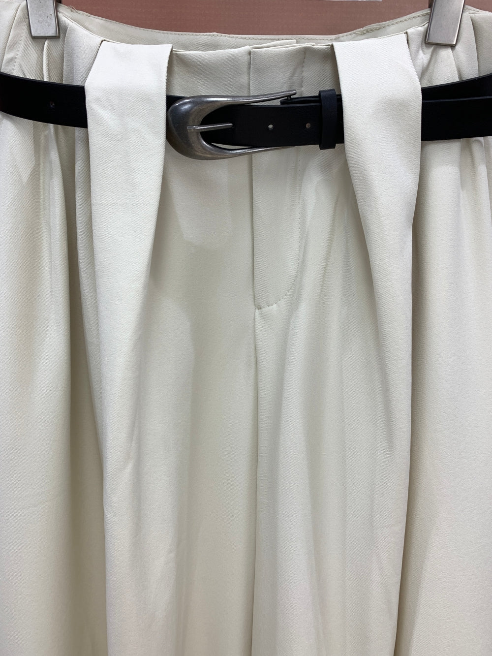 24491_BEIGE