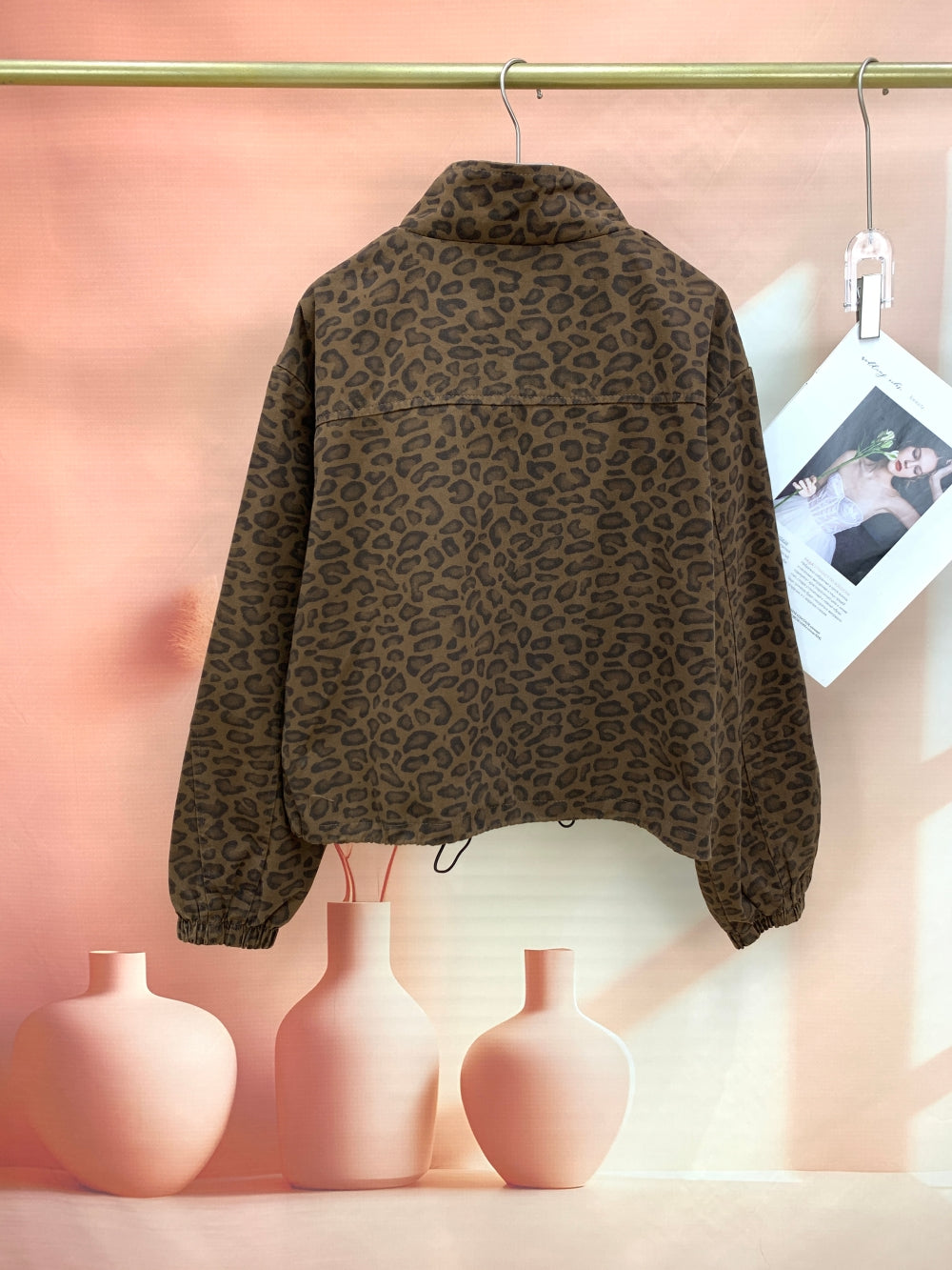 24959_BROWN