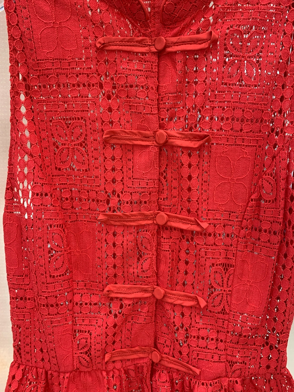 24667_RED