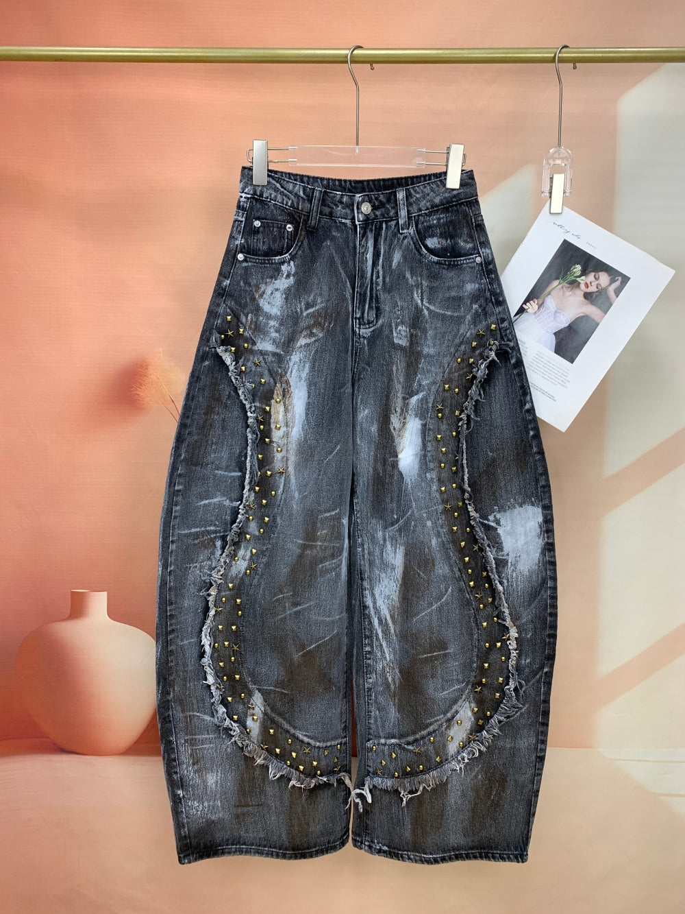 24809_GRAY