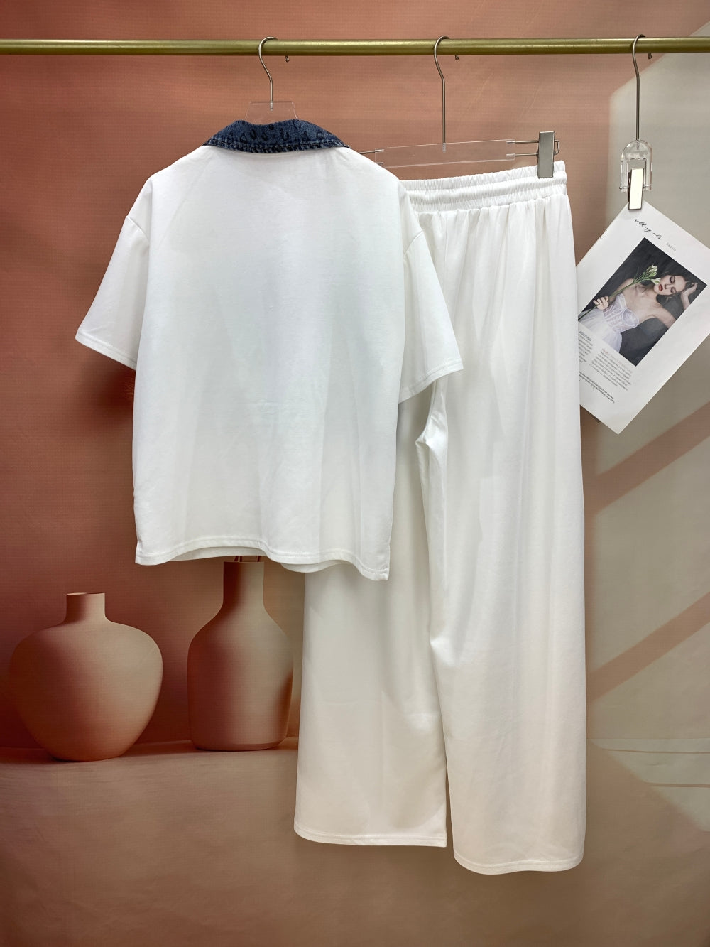 24563_WHITE