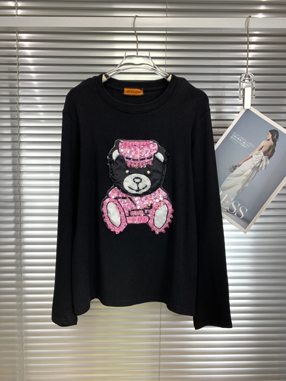 21266_BLACK
