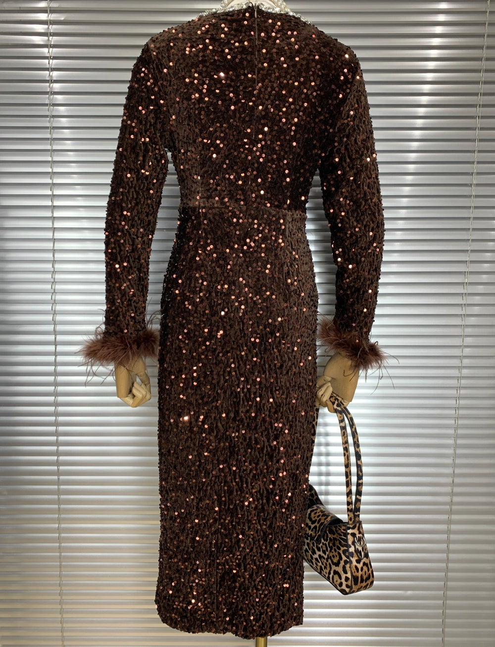 22662_BROWN