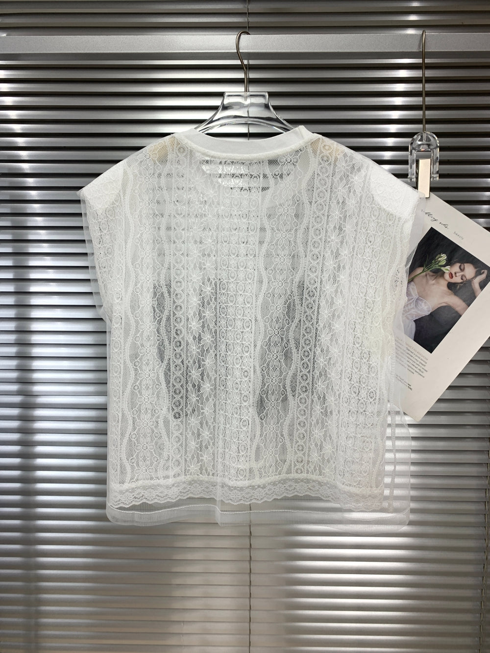23971_WHITE