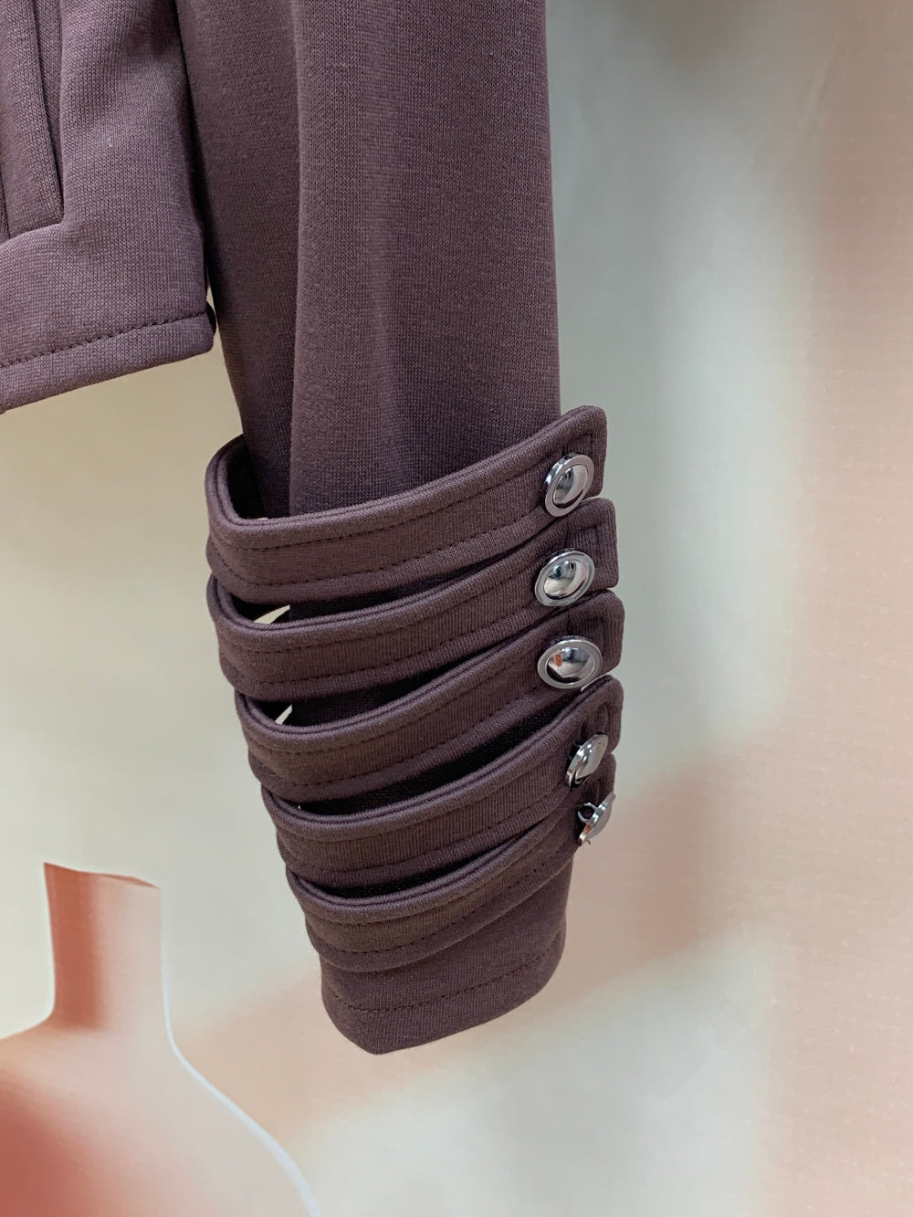 25002_BROWN