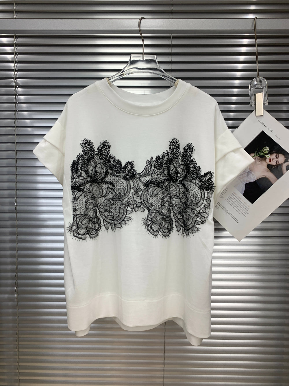 24202_WHITE