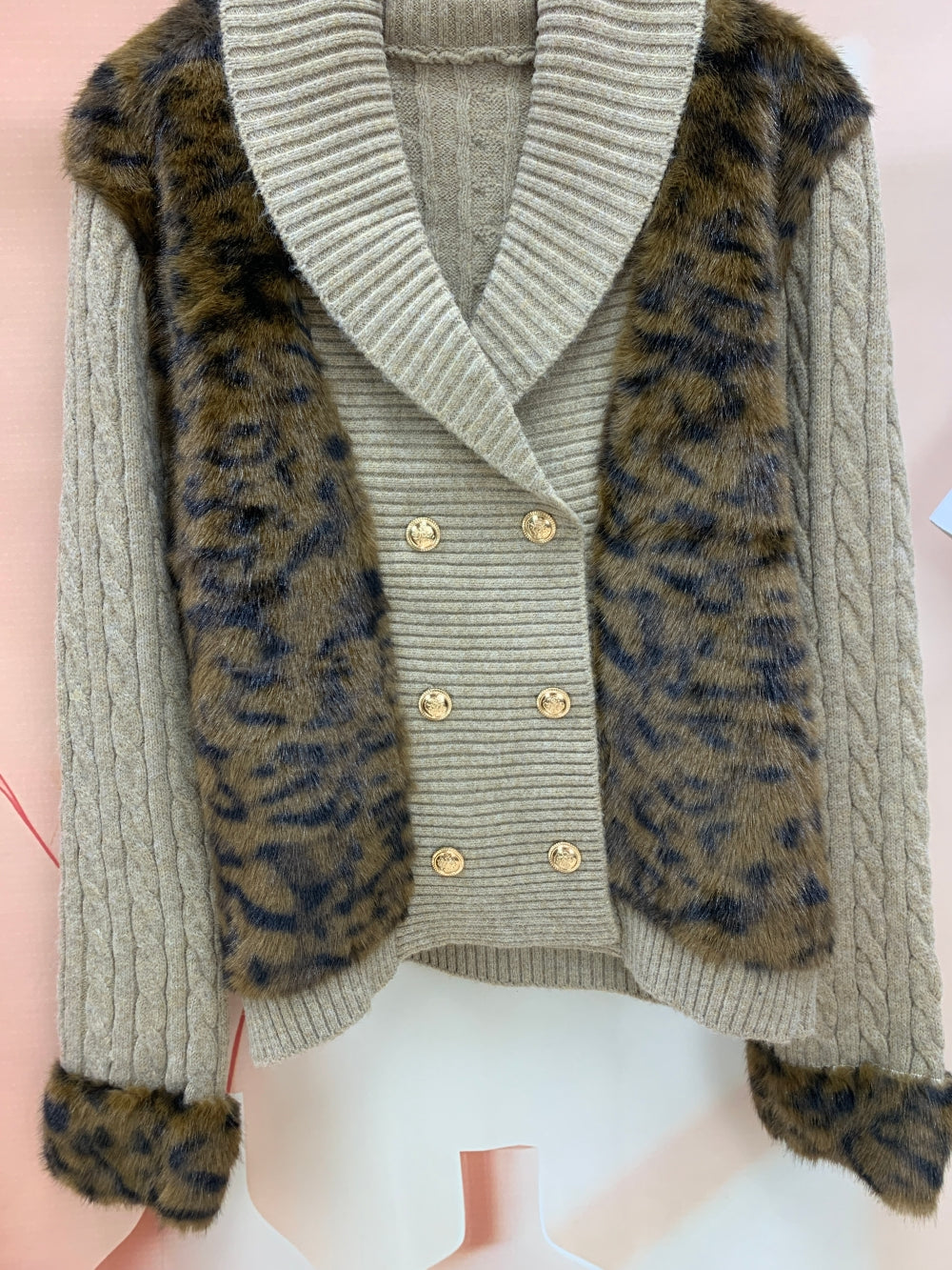 25189_BROWN
