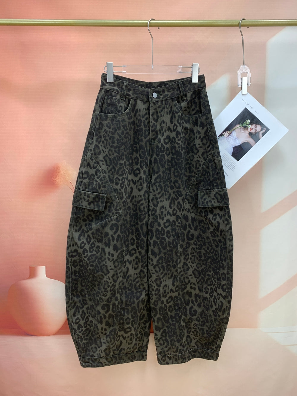 24994_BROWN