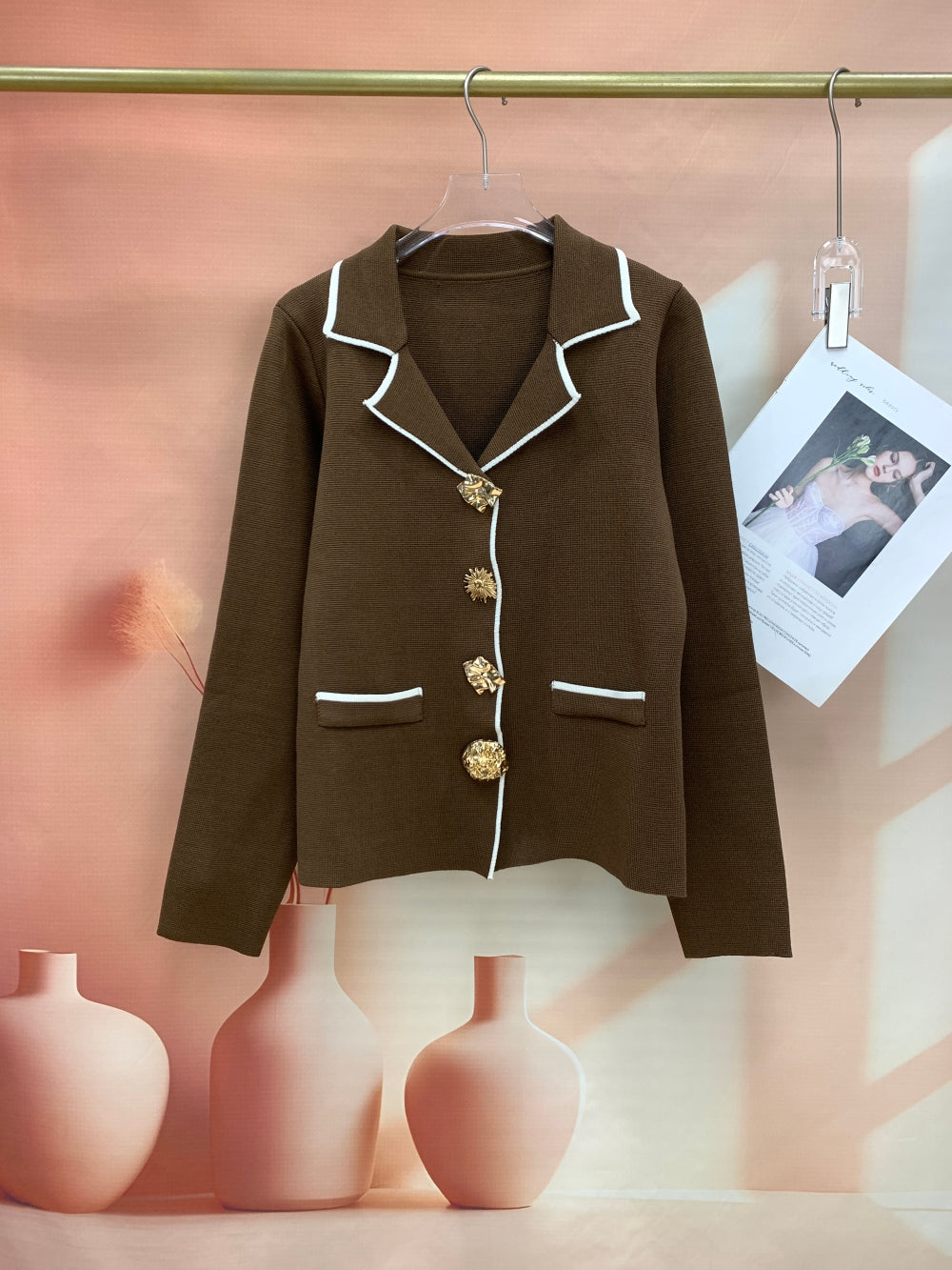 24888_BROWN