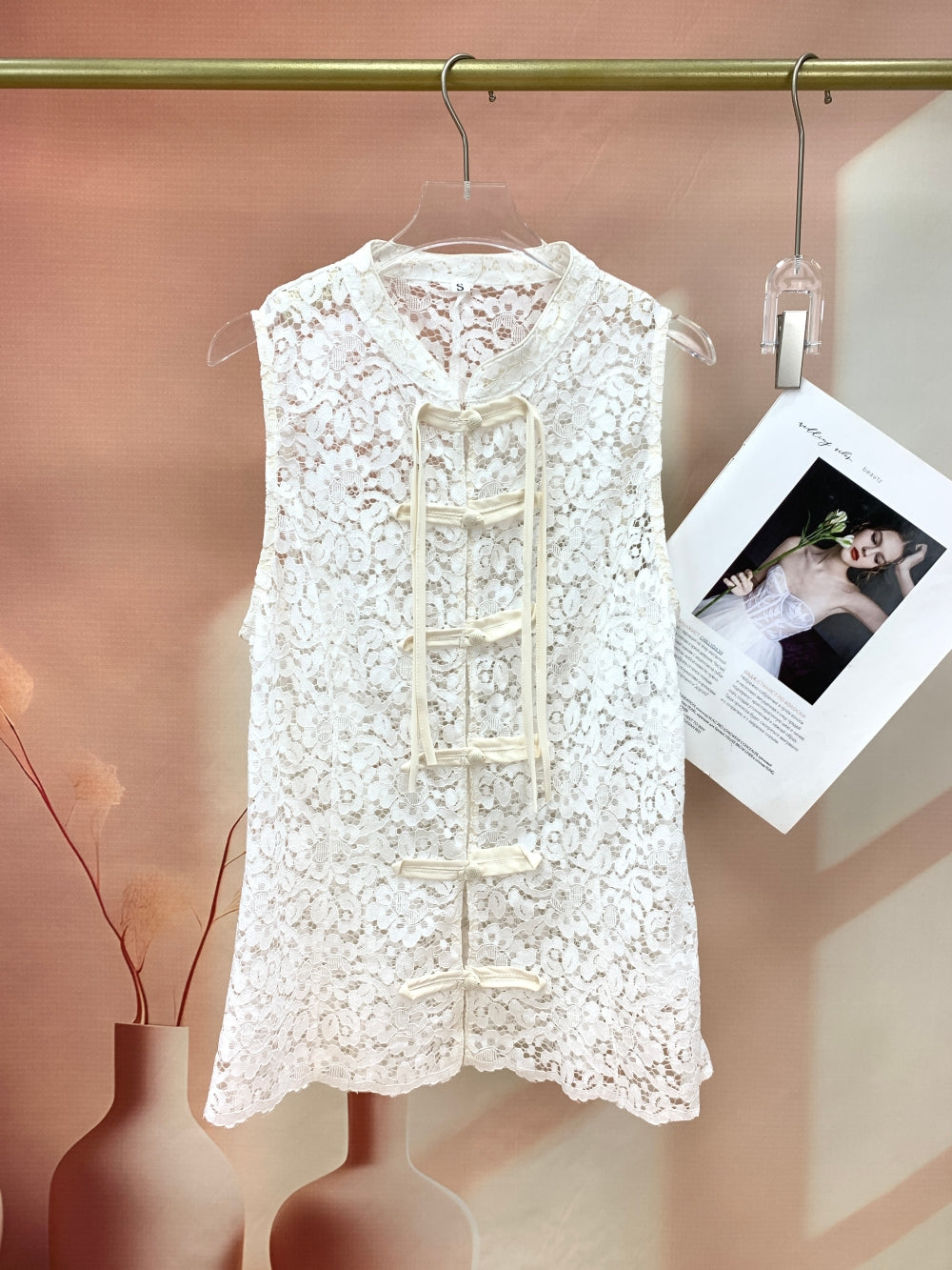 24435_WHITE