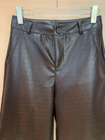 25231_BROWN