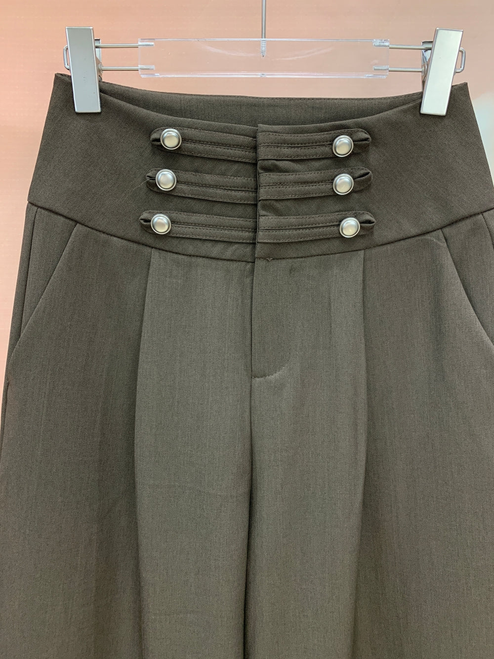 24993_BROWN