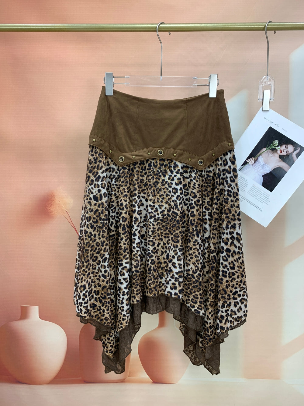 25006_BROWN