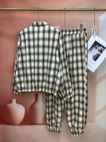 24842_BEIGE