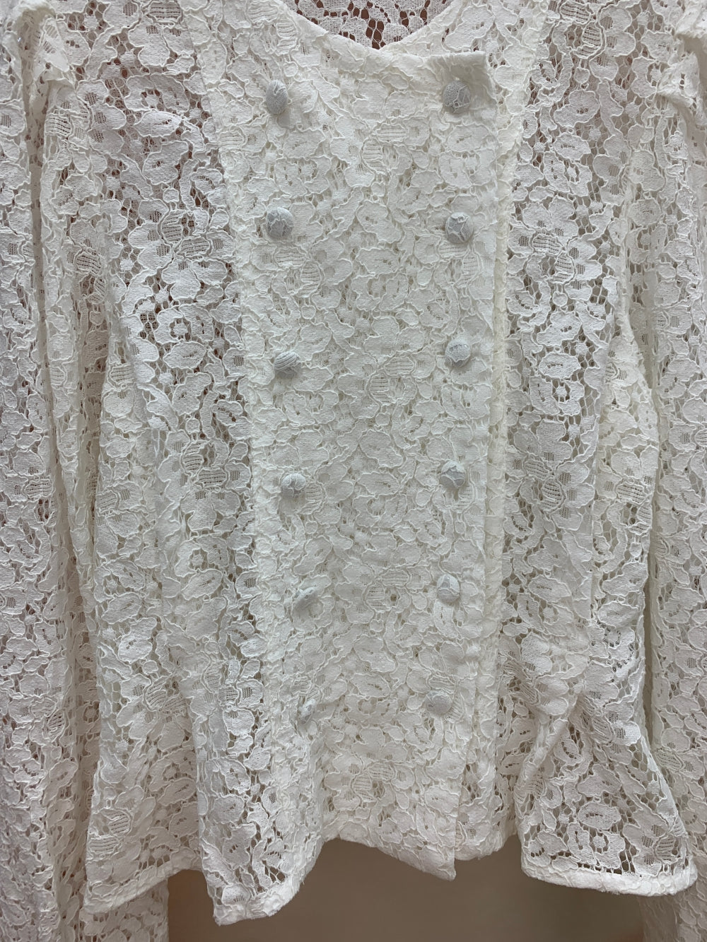 24359_WHITE
