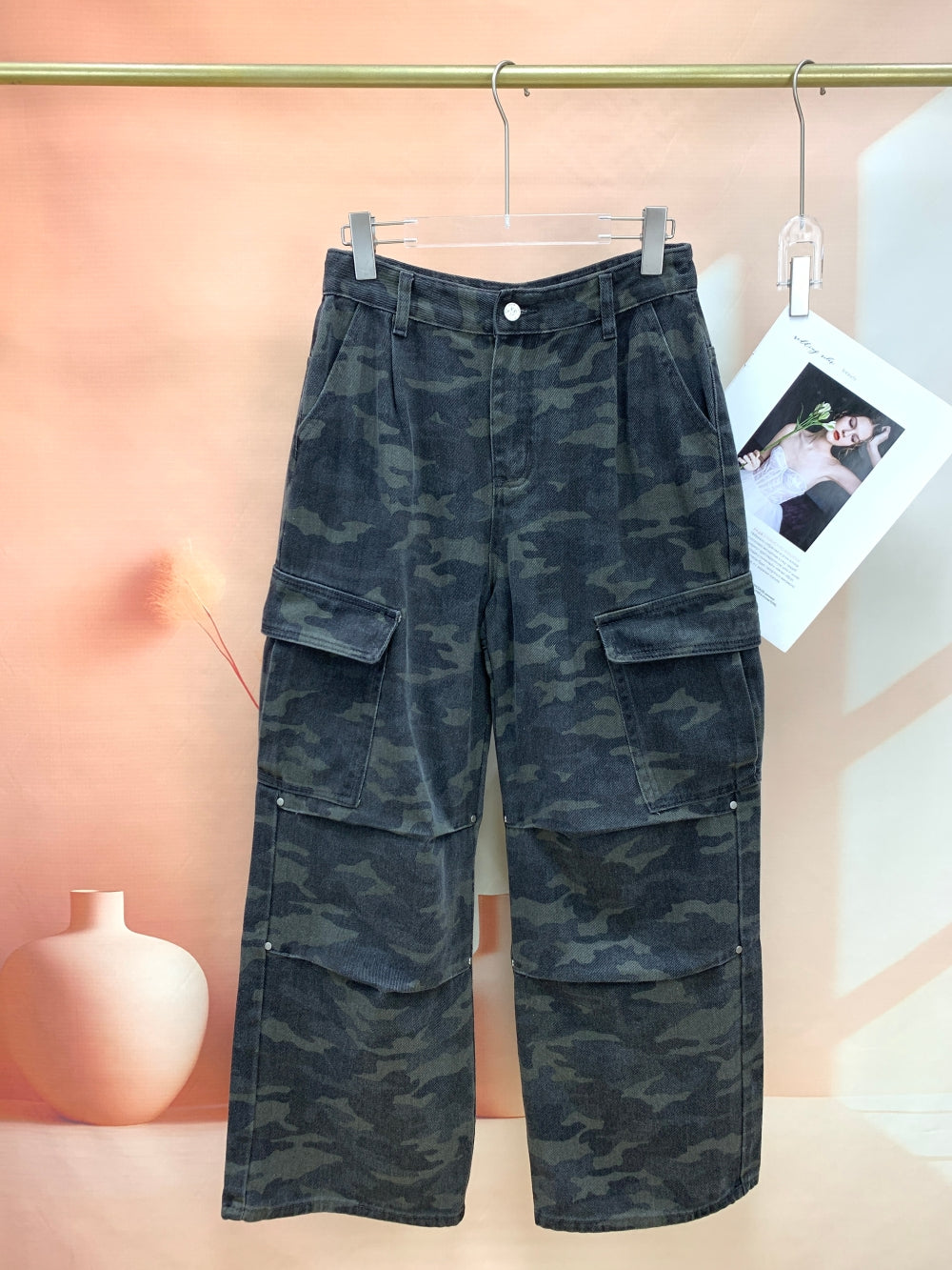 25224_BLACK