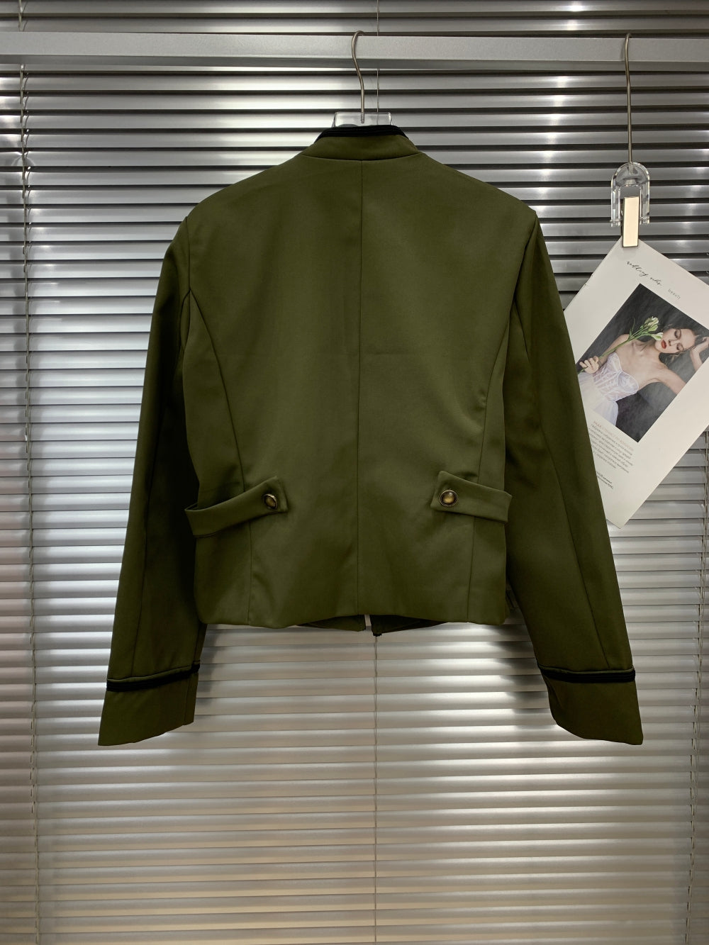 23856_GREEN