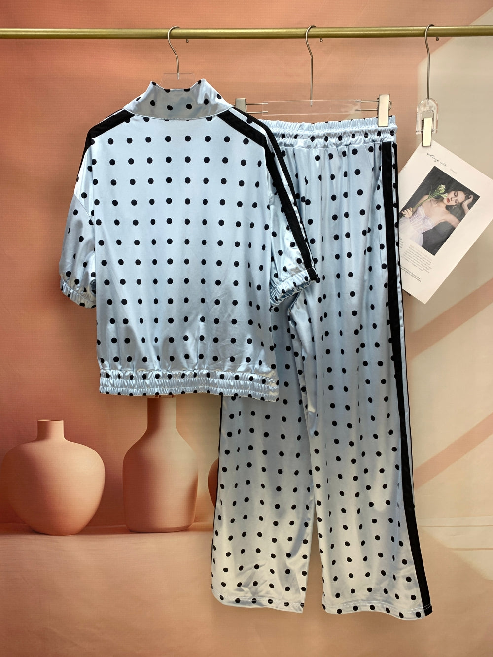 24606_BLUE