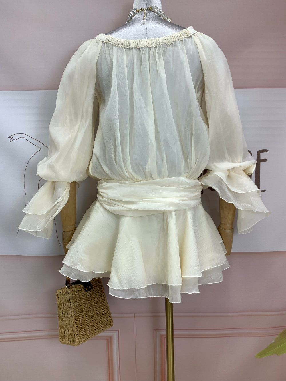 20693_BEIGE