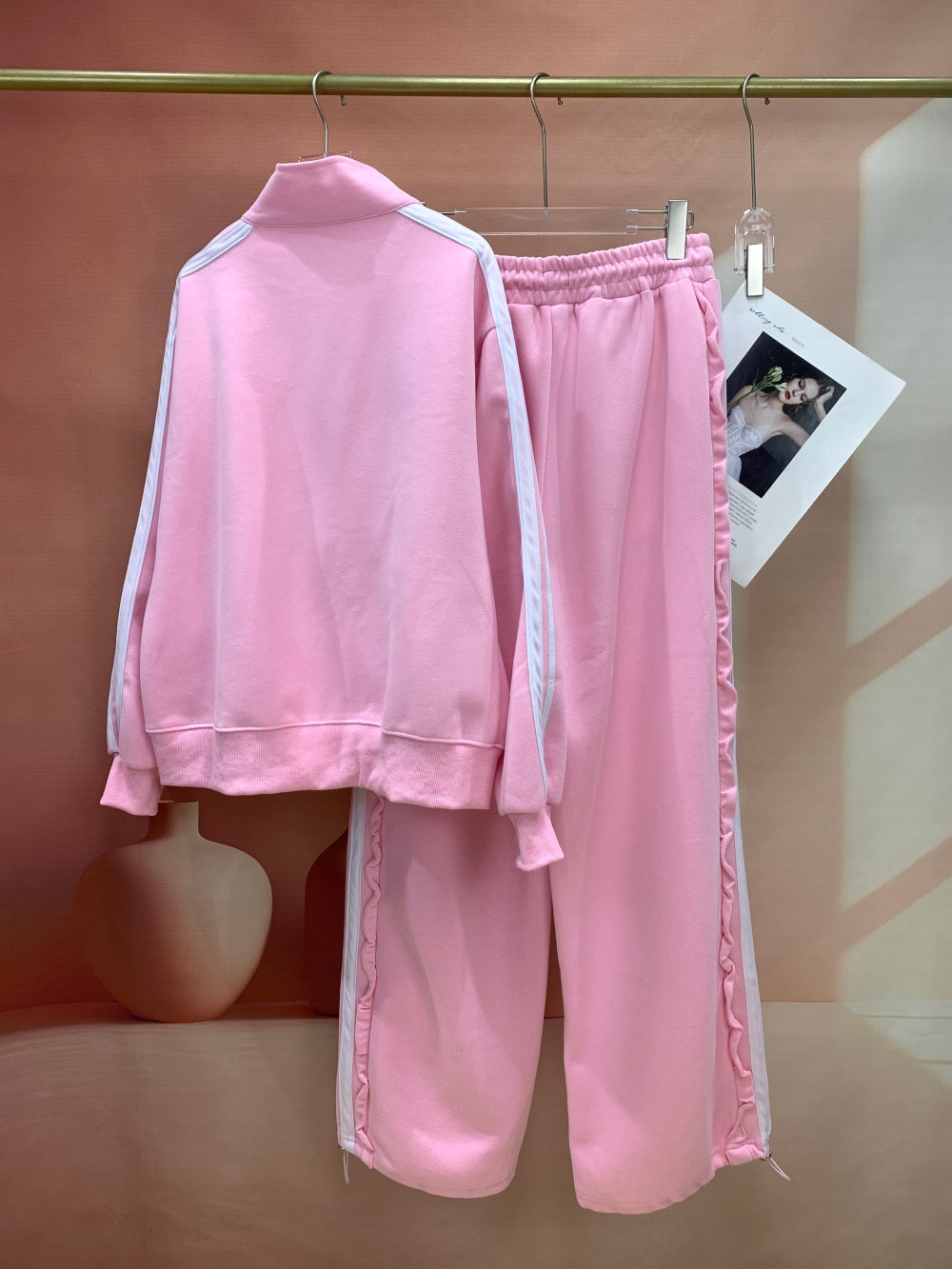 24716_PINK