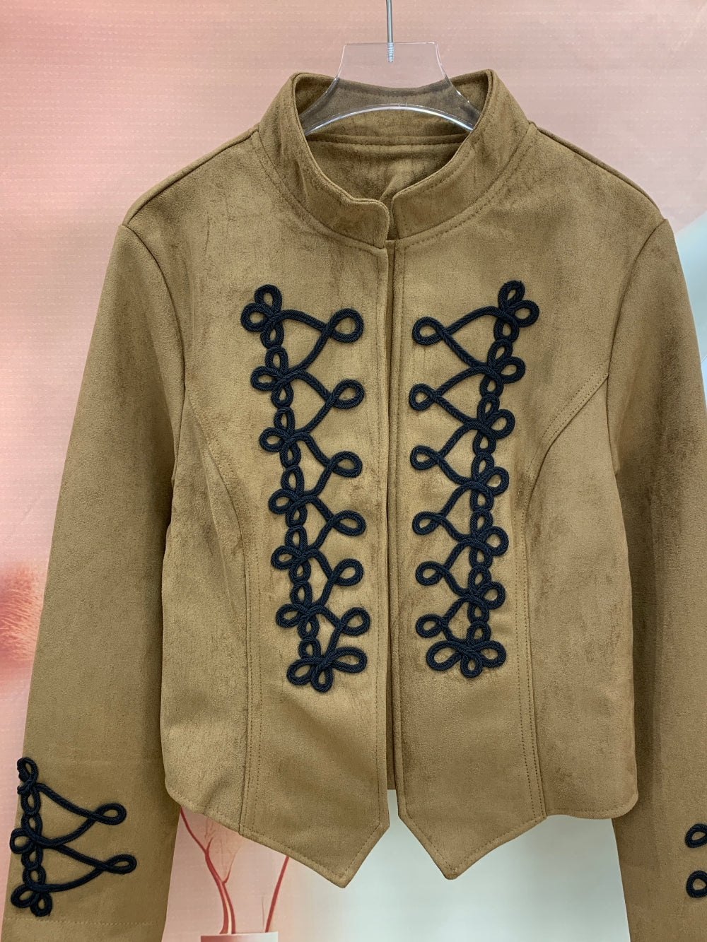 24988_BROWN