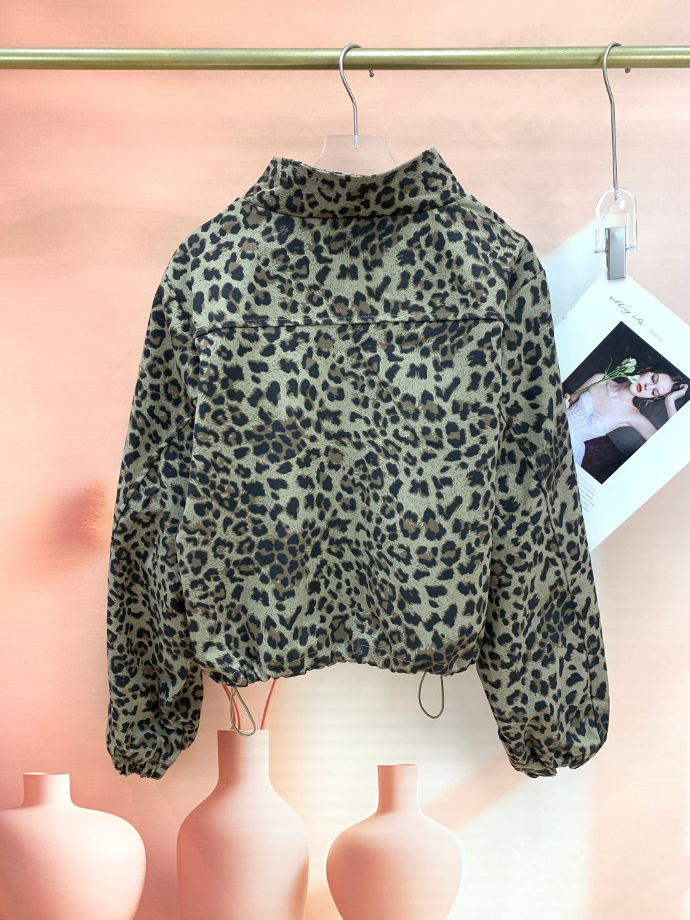 25196_BROWN