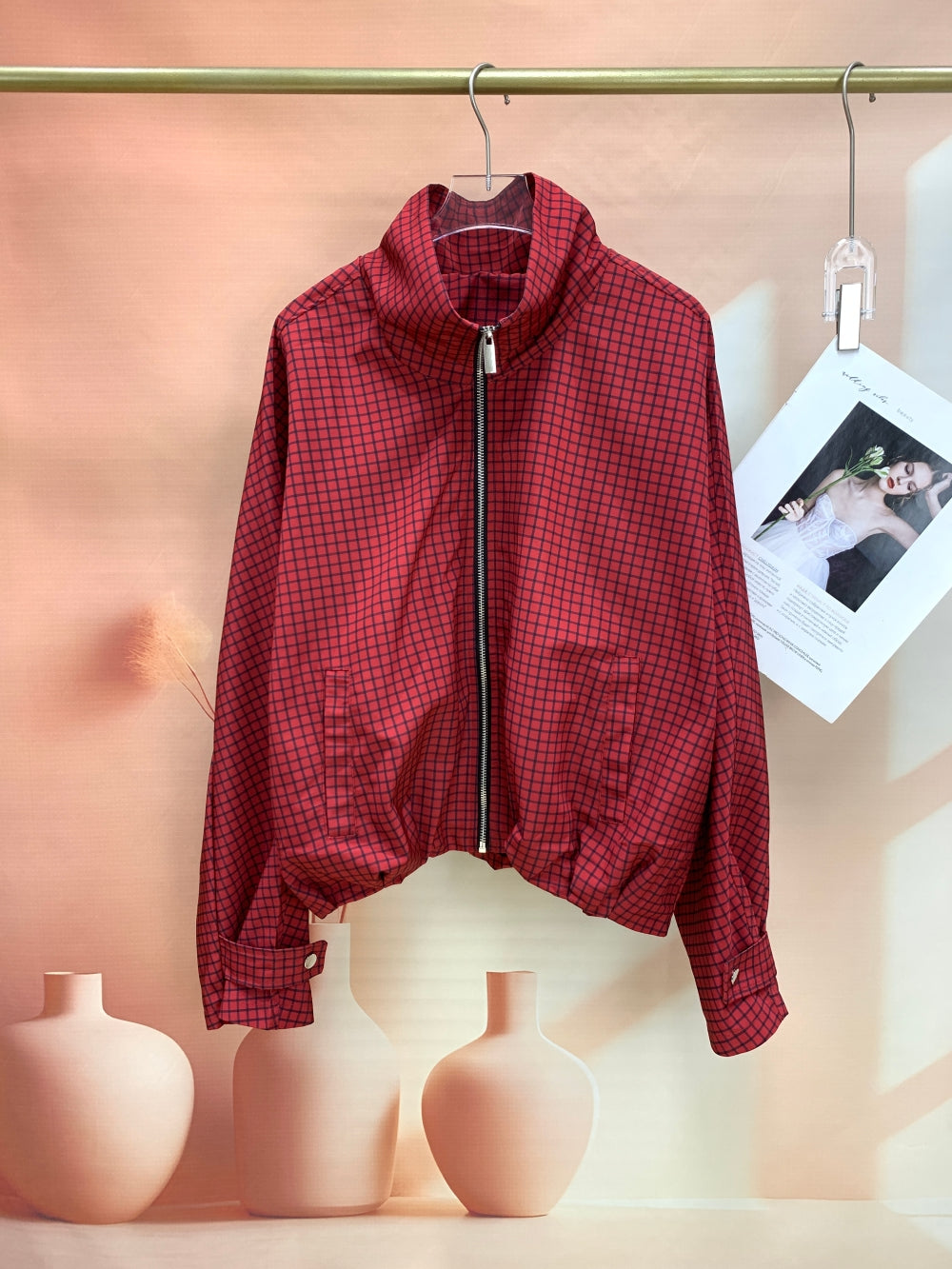 25084_RED
