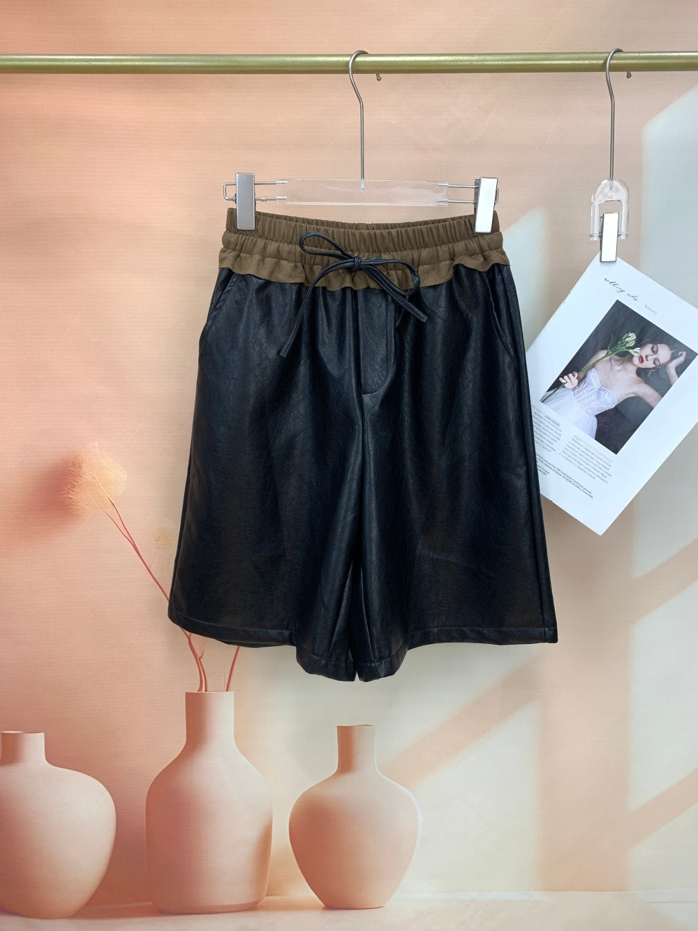25299_BROWN