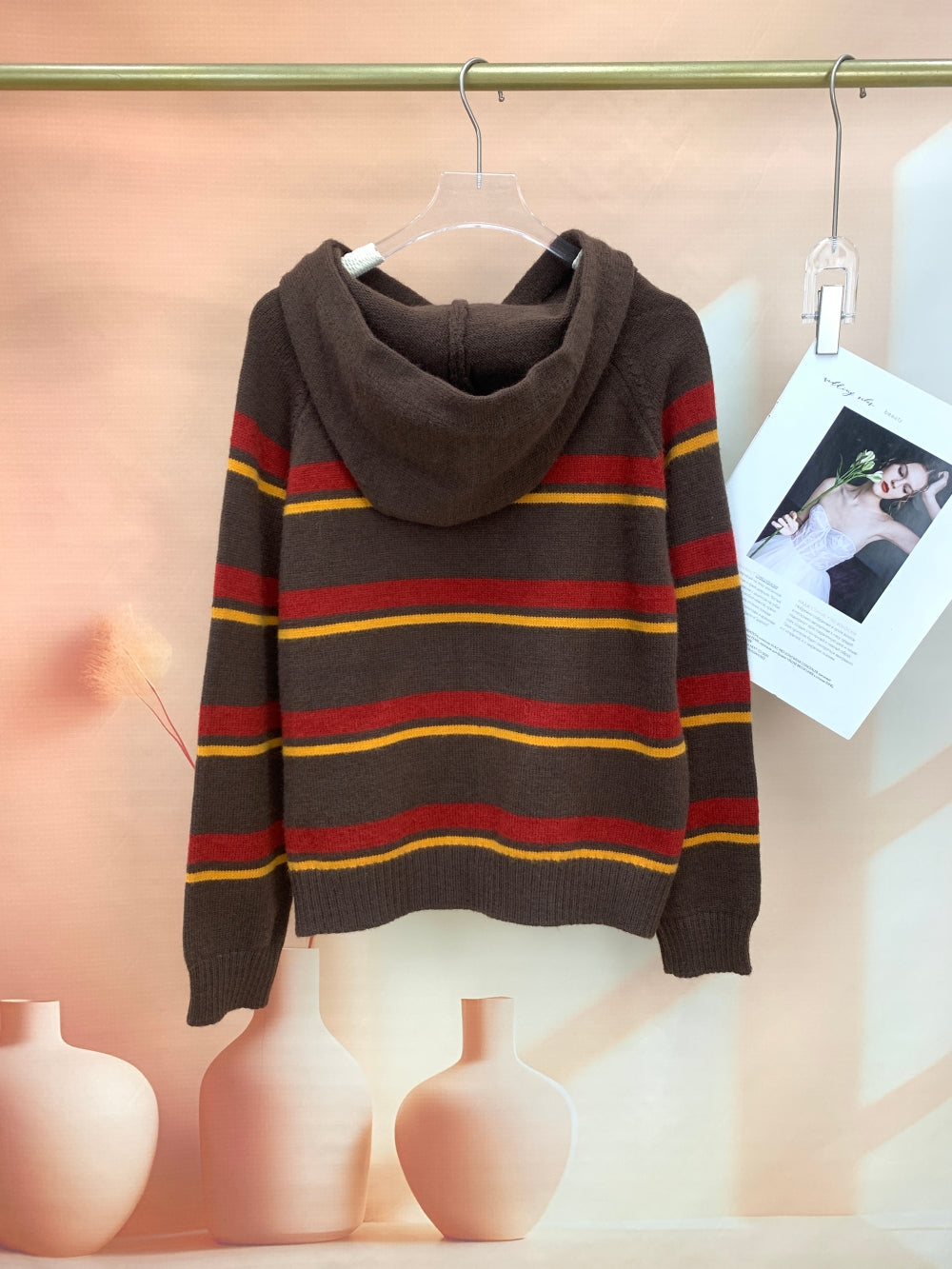 25300_BROWN