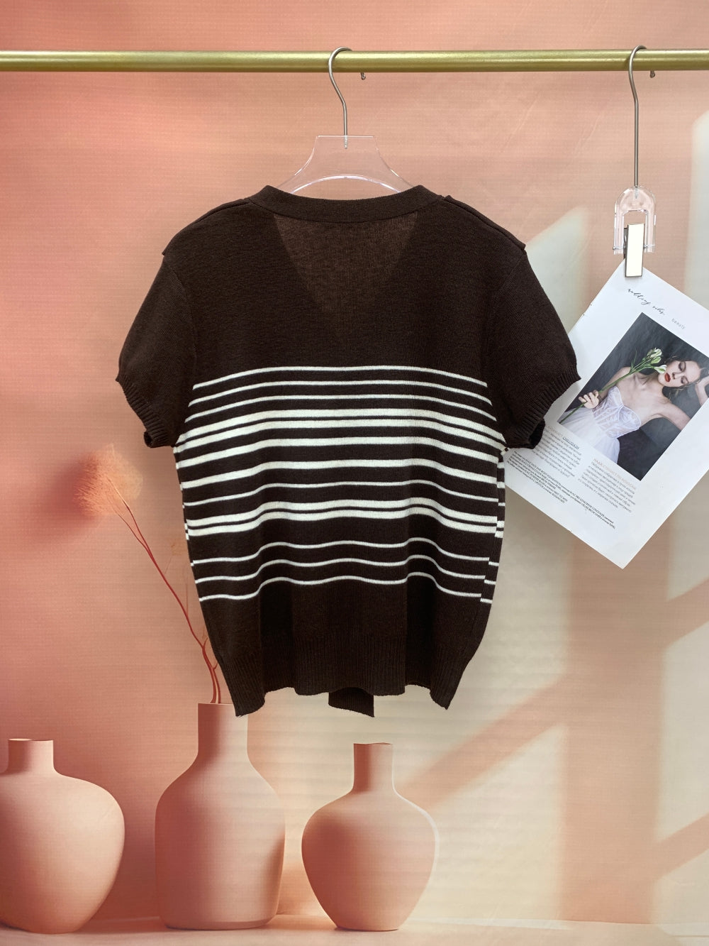 24755_BROWN