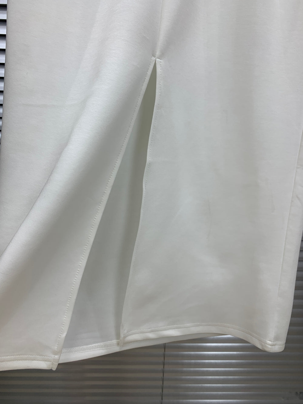 23396_WHITE
